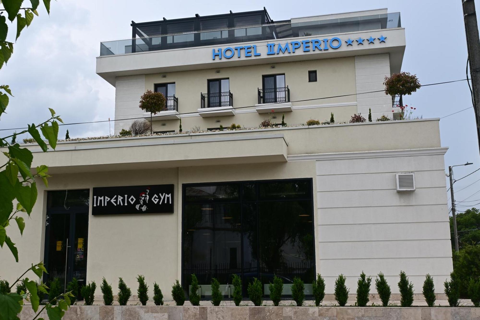 Imperio Hotel Cernavoda Eksteriør billede